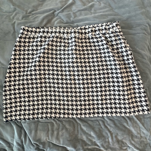 Rebdolls Houndstooth Tweed Skirt - 3x - Picture 2 of 3